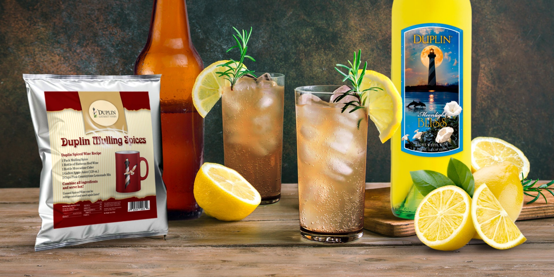 Mulled wine spices and crisp apple make Howl At The Moon a perfect Halloween drink.