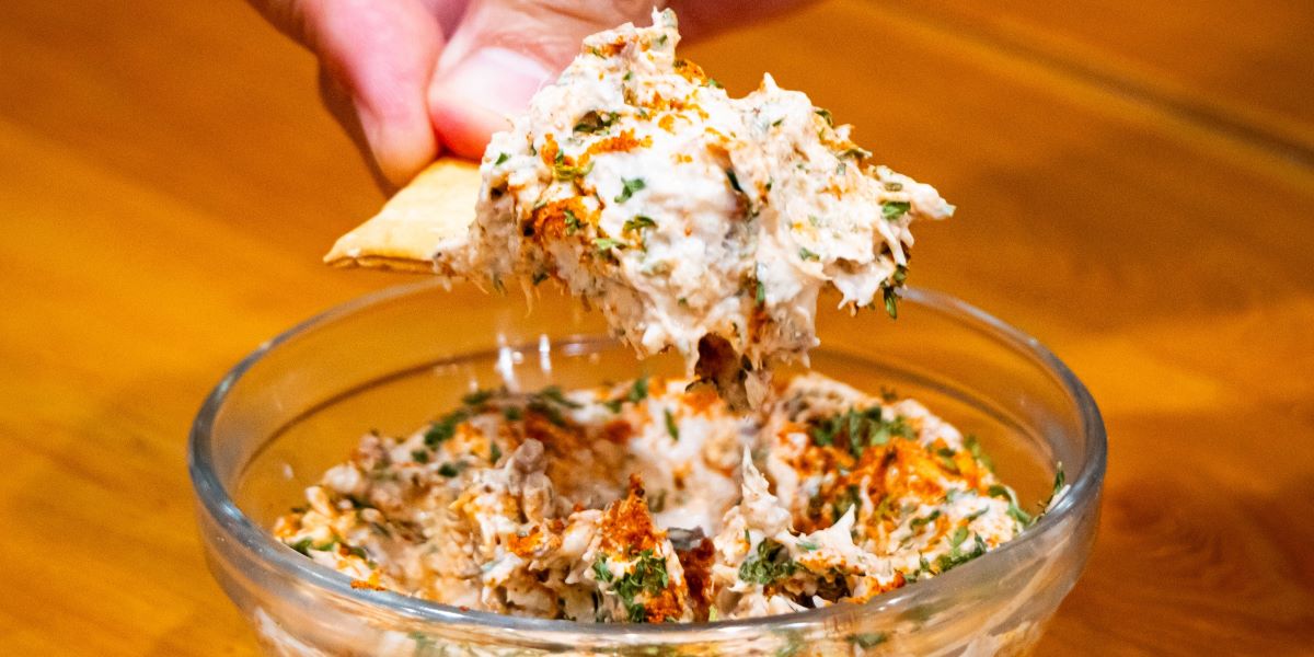 An easy hot crab dip recipe that's also good chilled.
